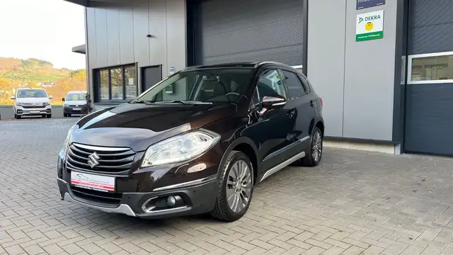 Suzuki SX4 S-Cross Comfort+ 4x4 * Automatik * Pano