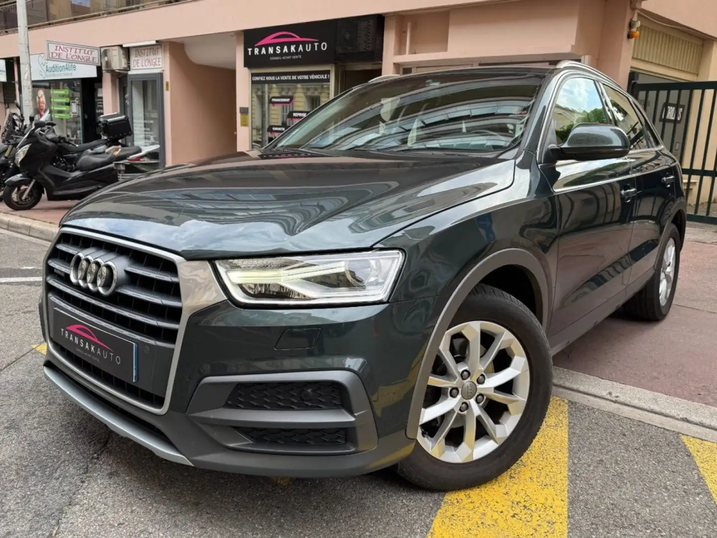 Audi Q3 2.0l TDI 184 CV S tronic 7 Quattro Ambiente Toit O Grün - 1