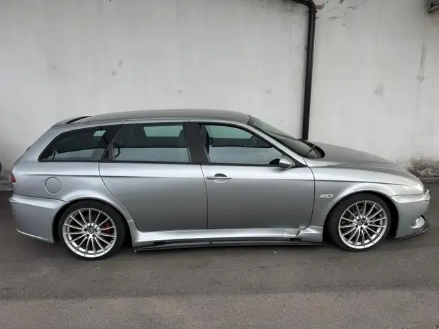 Alfa Romeo Sportwagon 156 SW 3.2 GTA V6