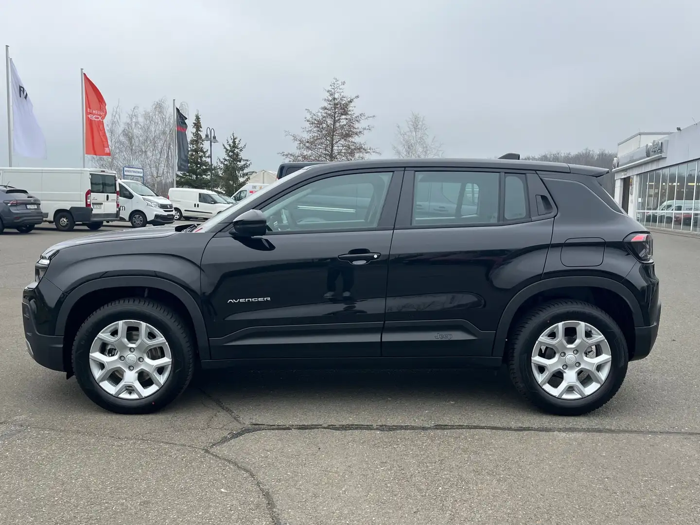 Jeep Avenger 1.2 Longitude-Verfügbar in 10 Wochen! Schwarz - 2
