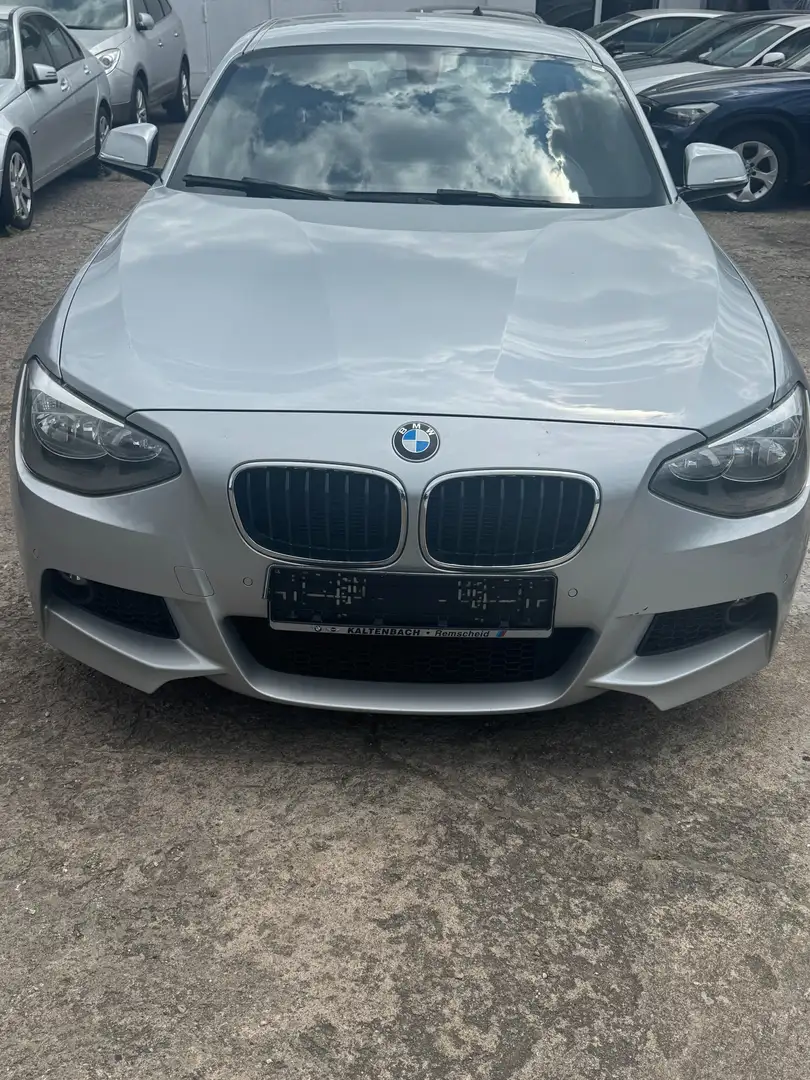 BMW 116 116 i*SHG*KLIMA*AUTOMATIK*2HAND* Grau - 2