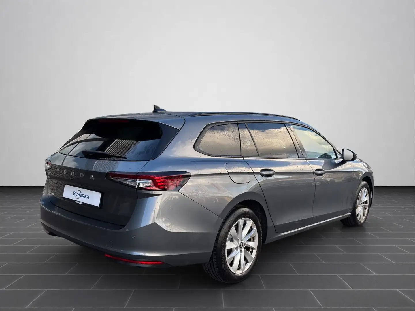 Skoda Superb Combi 1.5 TSI MATRIX-LED NAVI PDC SHZ Grau - 2