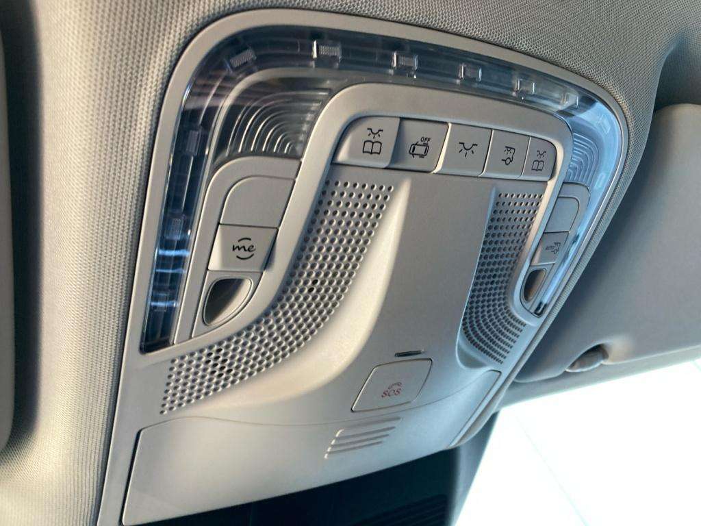 Mercedes-Benz V 220