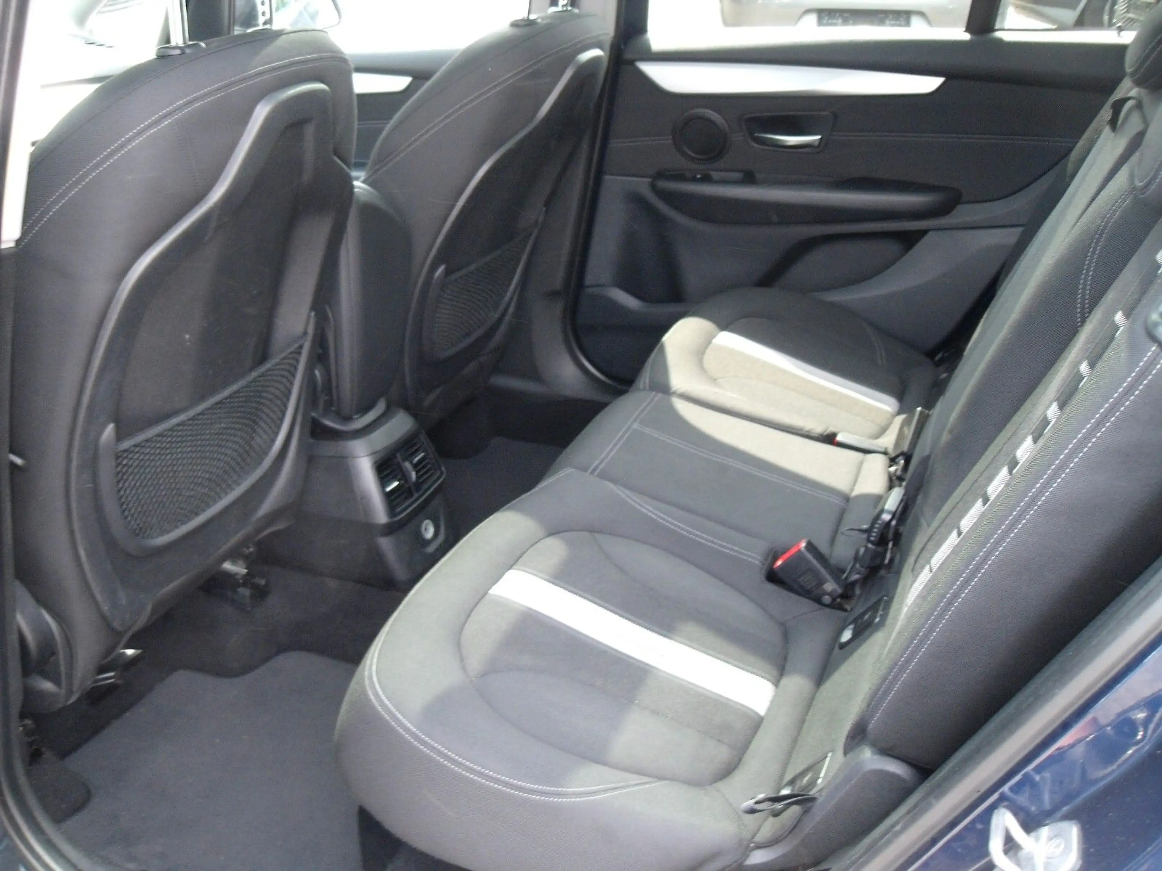 BMW 216 Gran Tourer 216 d Advantage — photo 13