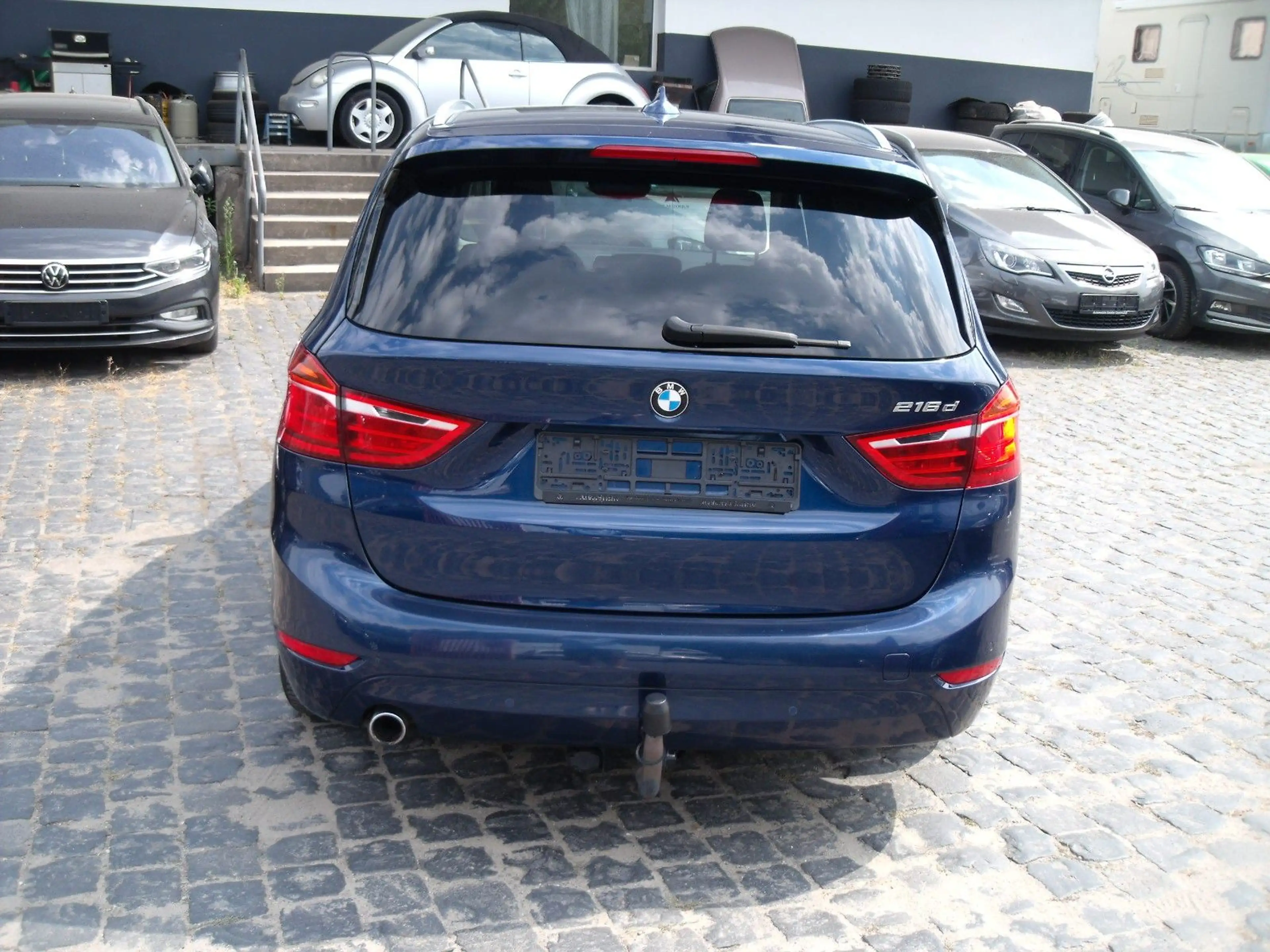 BMW 216 Gran Tourer 216 d Advantage — photo 6