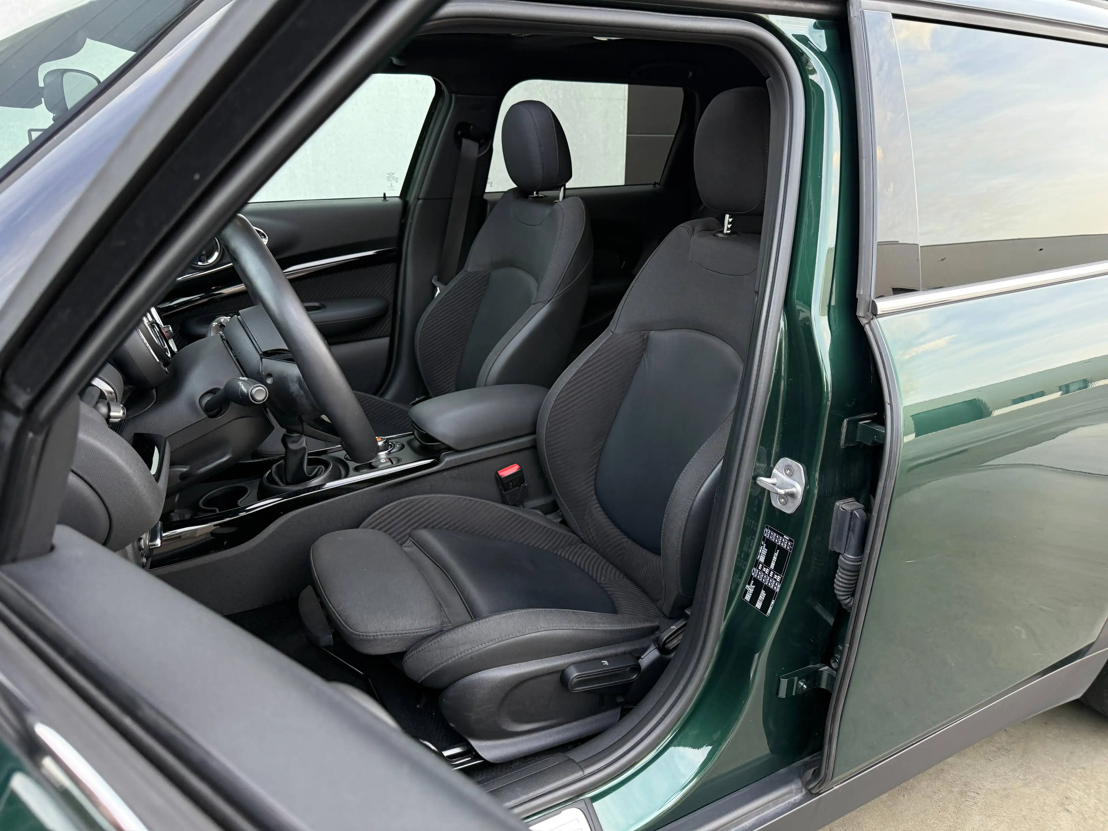 MINI Cooper Clubman MINI Clubman | PANO | HARMAN KARDON | CAMERA | KEYLESS | LED — photo 7