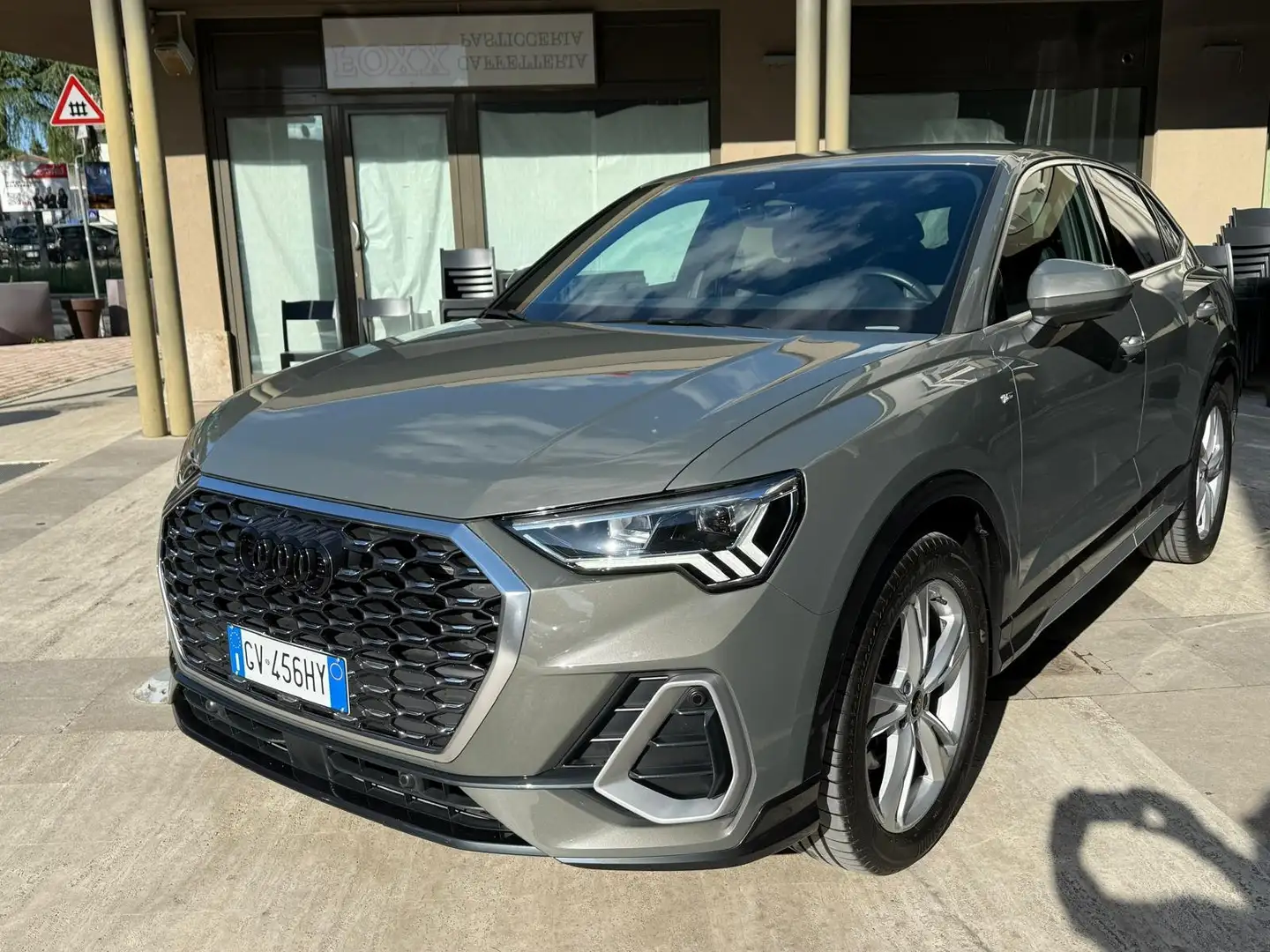 Audi Q3 Q3 Sportback 35 2.0 tdi S line edition s-tronic Grigio - 2
