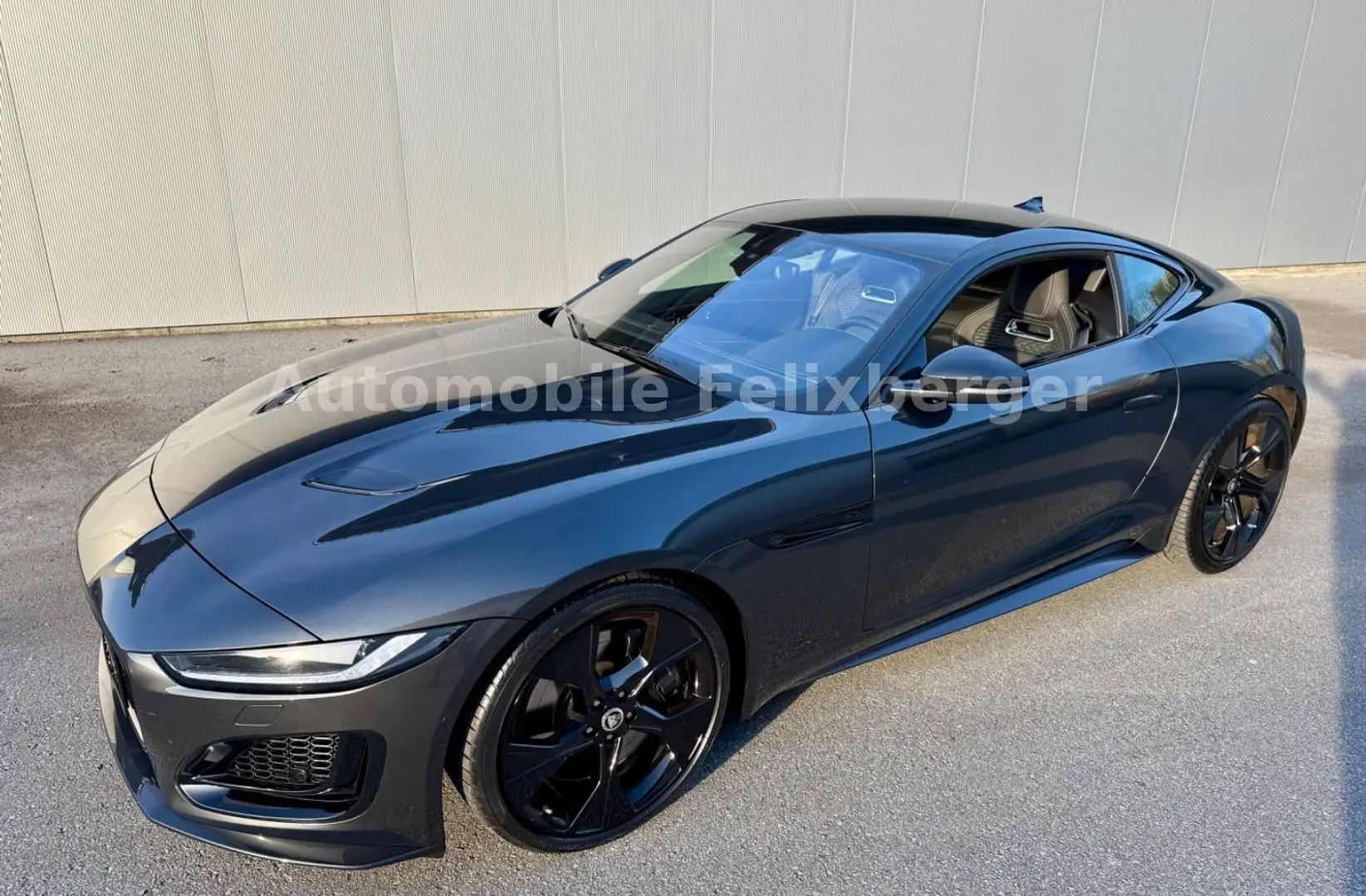 Jaguar F-Type P450 AWD 75 Jahre Edition Pano Black 20" Grau - 1