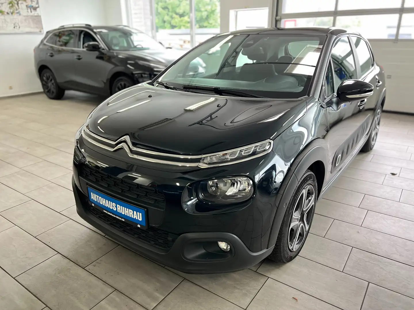 Citroen C3 Feel Schwarz - 1