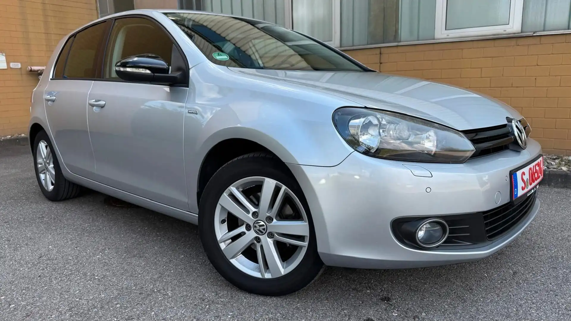 Volkswagen Golf TÜV+GARANTIE+PARKS+SITZH+KLIMA+122PSA Silber - 2