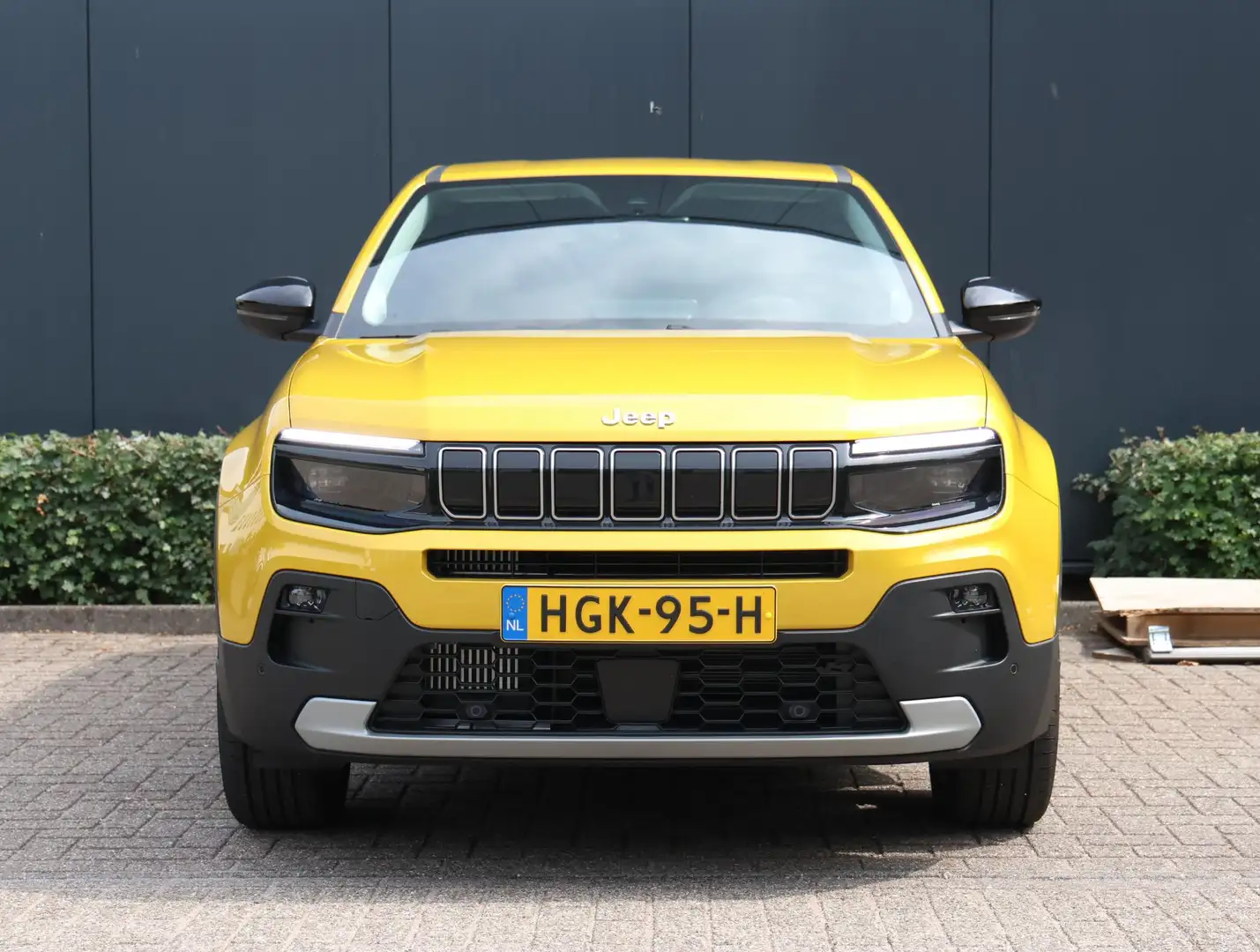 Jeep Avenger 1.2 e-Hybrid Summit Automaat | Navigatie | Stoelve Geel - 2