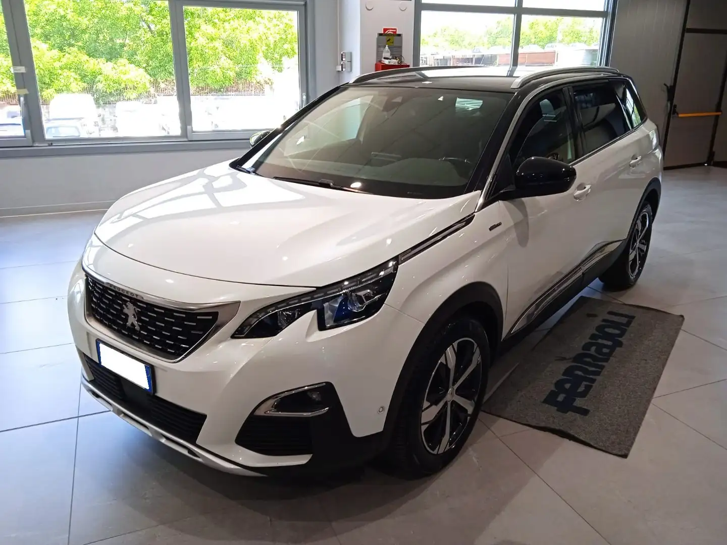 Peugeot 5008 5008 II 2016 1.5 bluehdi GT Line s&s 7 posti Bianco - 1