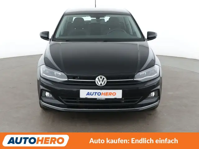 Volkswagen Polo view 9