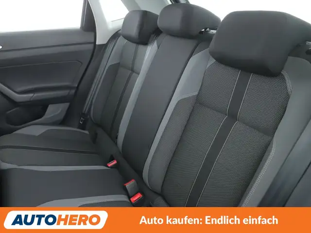 Volkswagen Polo view 14