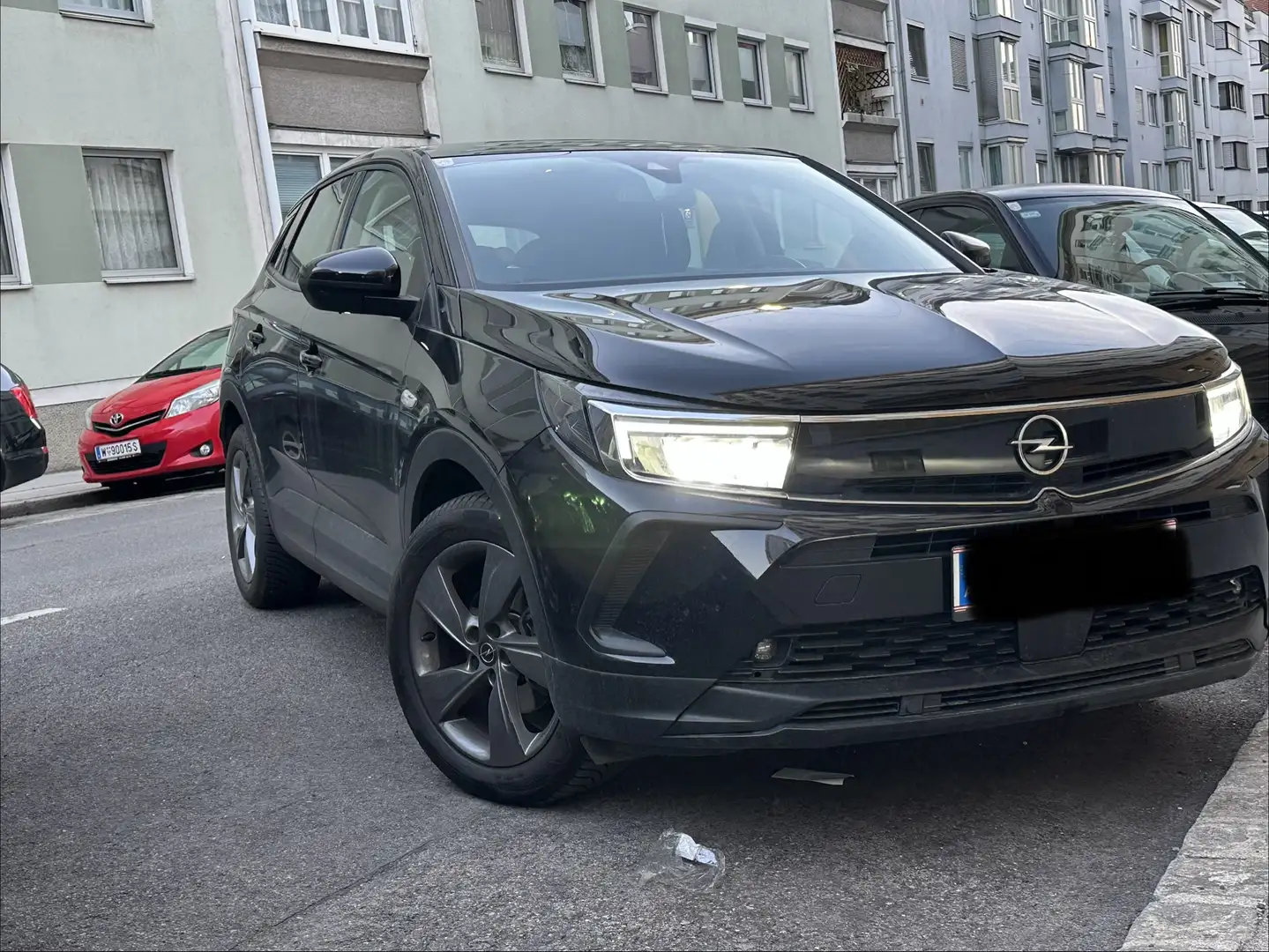 Opel Grandland 1,5 Diesel Business Edition Aut. Start/Stop Schwarz - 1