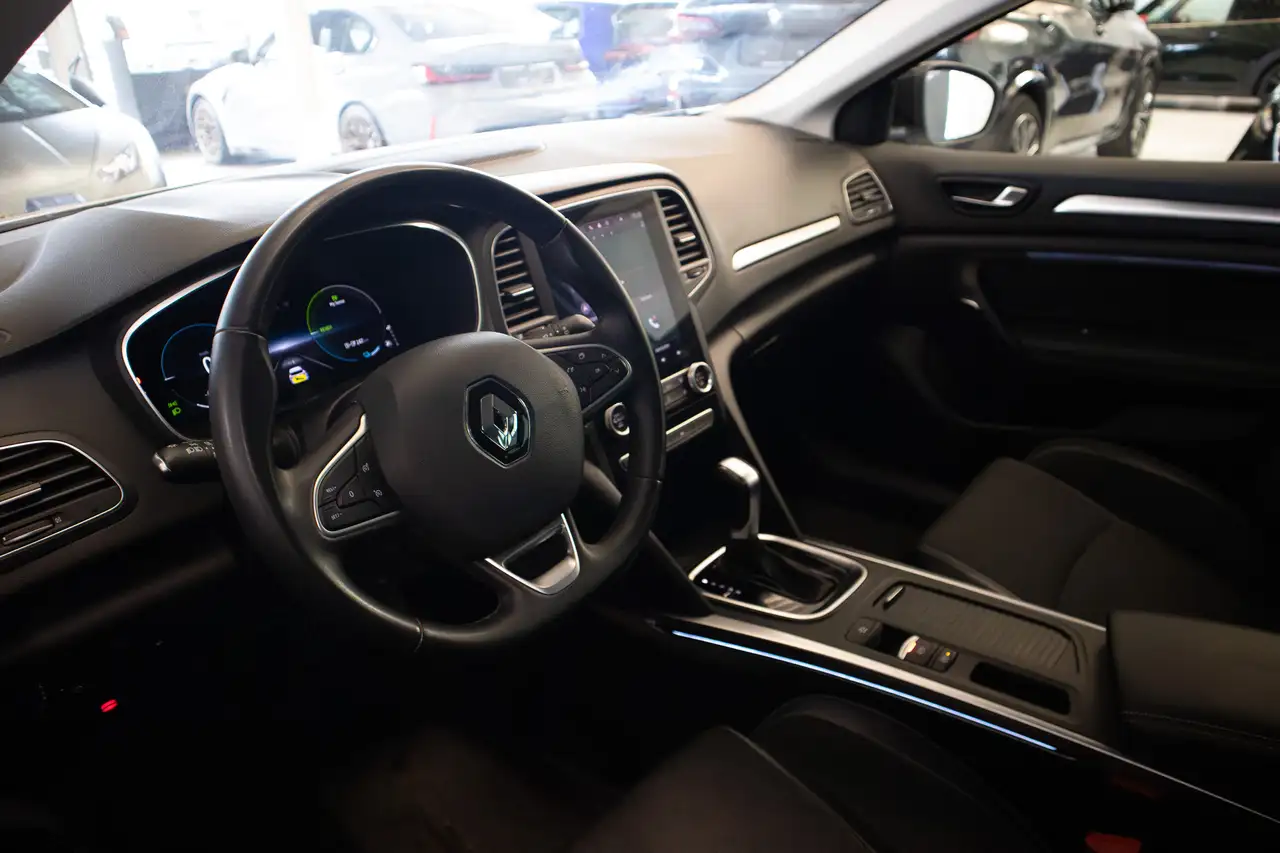 Renault Megane E-Tech PHEV, SW, CAMERA, KEYLESS, LED, AIRCO, NAVI 9
