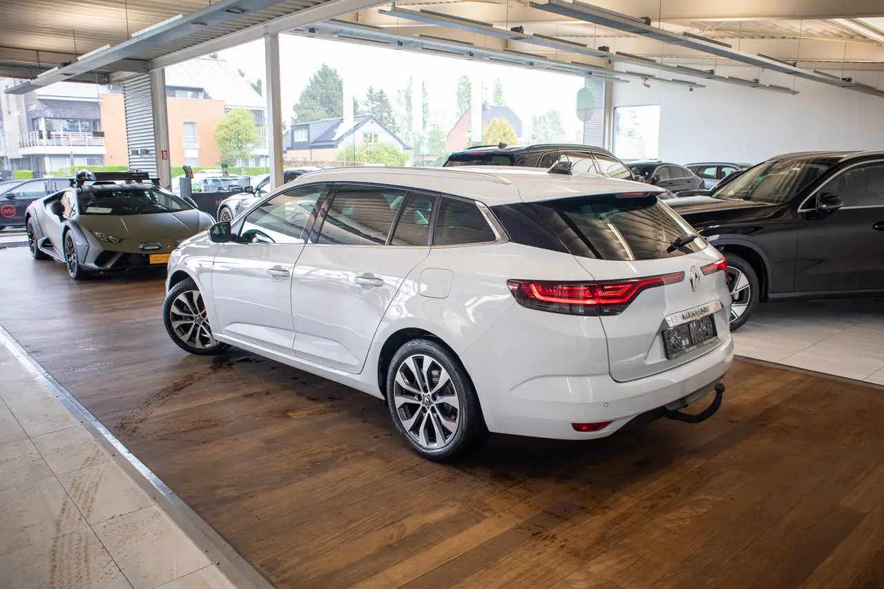 Renault Megane E-Tech PHEV, SW, CAMERA, KEYLESS, LED, AIRCO, NAVI 5