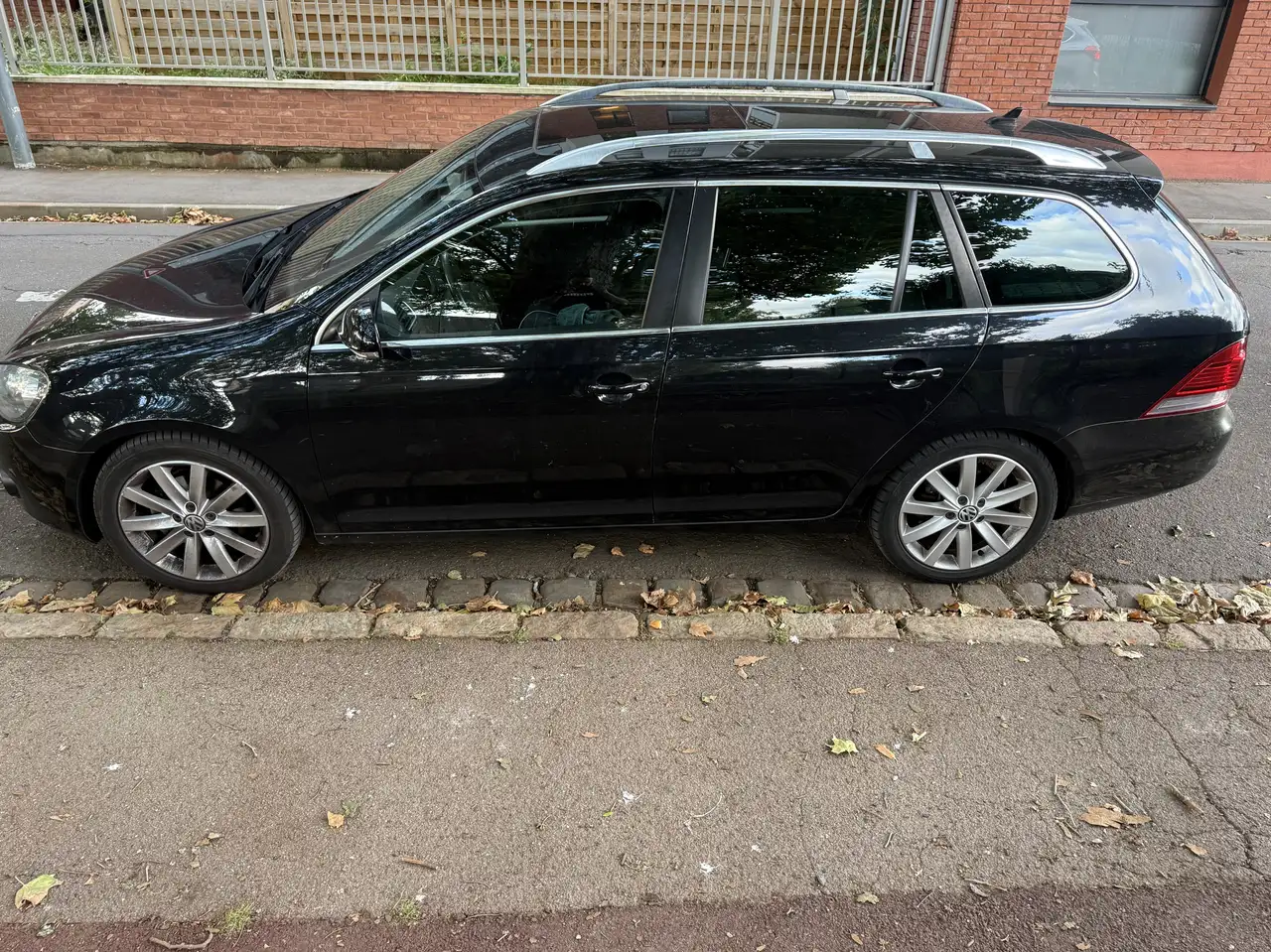 Volkswagen Golf Standard Model — photo 3