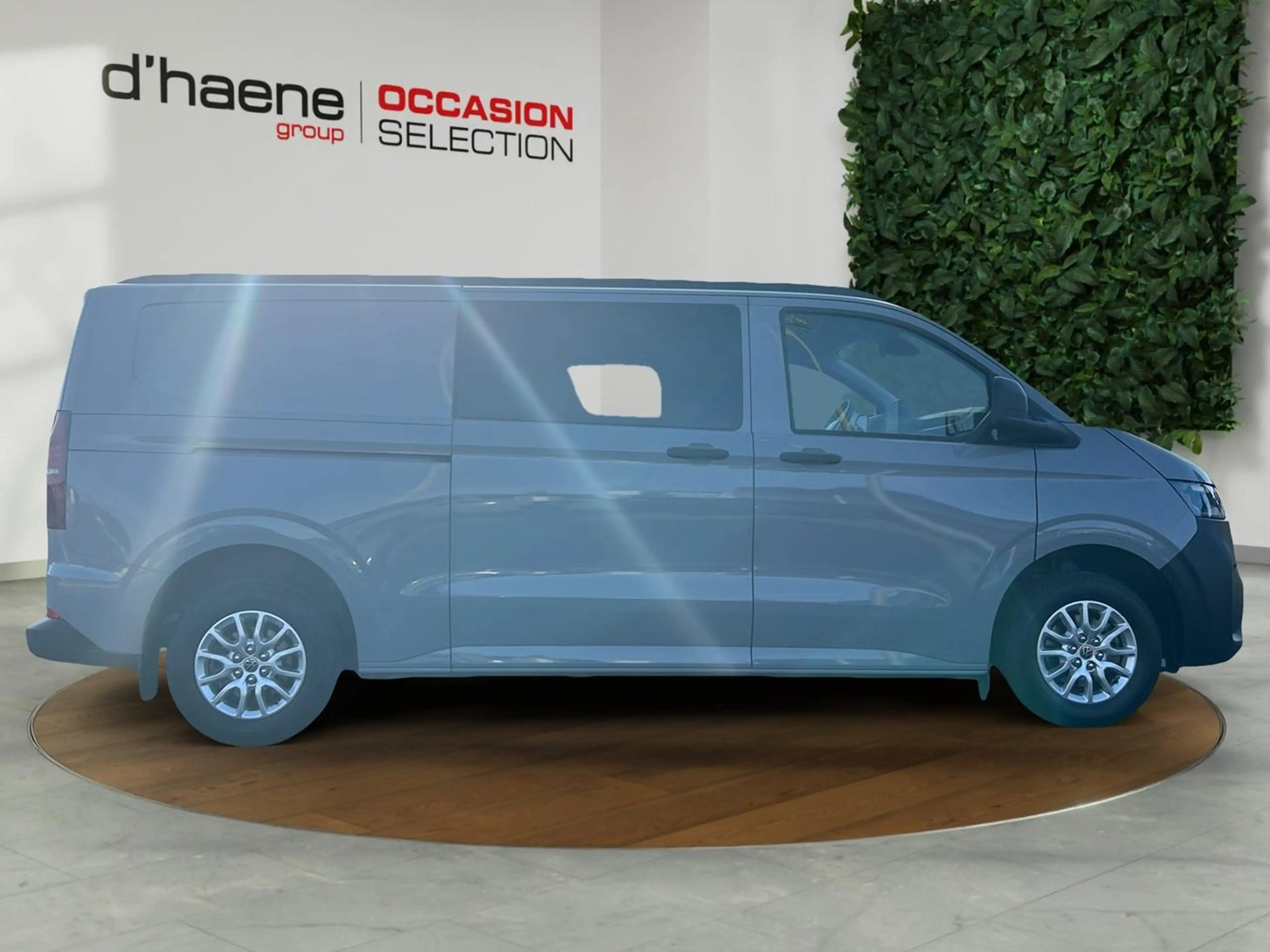 Volkswagen Transporter Transporter Double cabine Long  2,0 l 2,0 TDI  150ch Boîte automatique 8 vitesses — photo 3