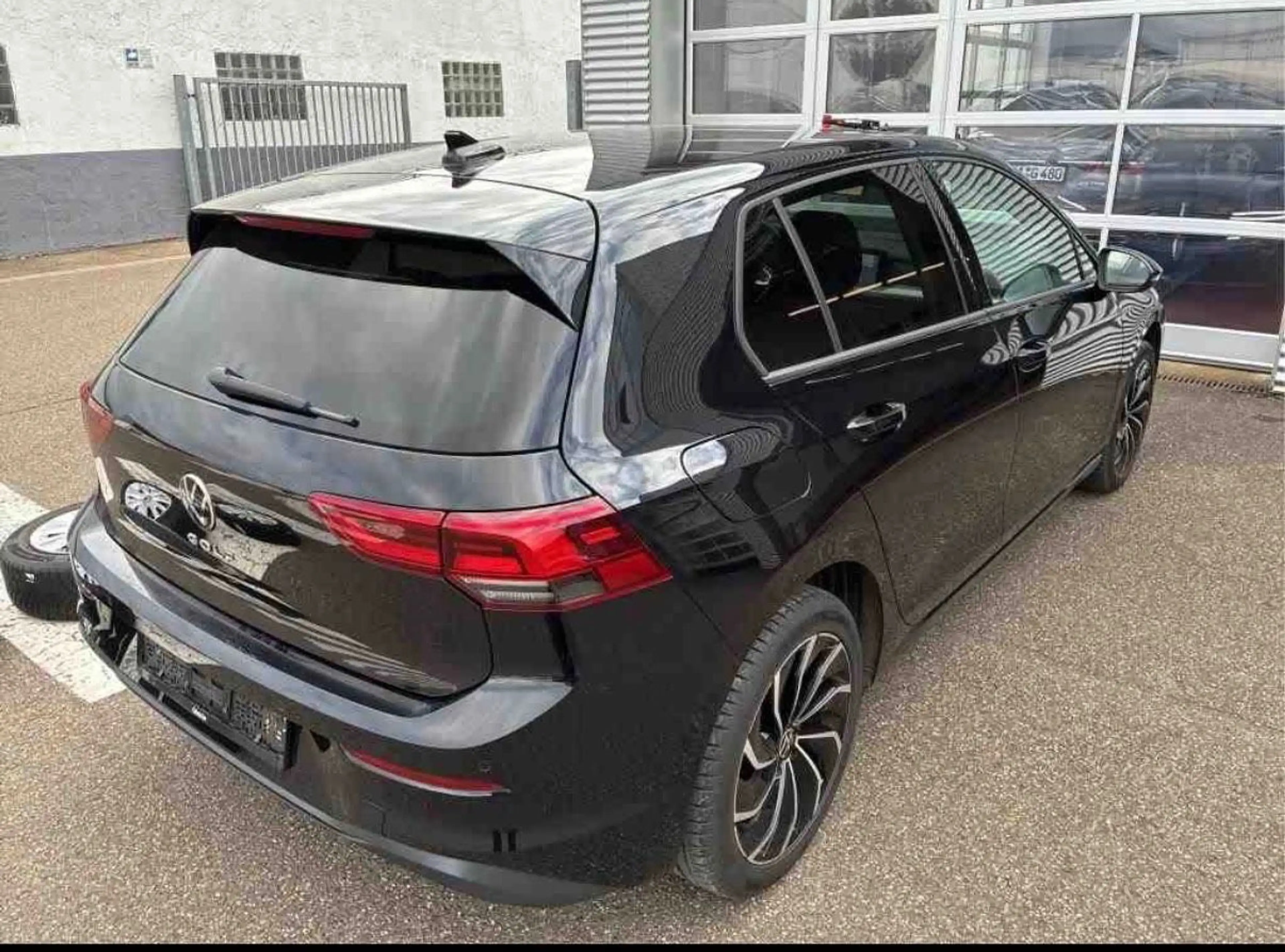 Volkswagen Golf VIII Lim. Life*1.Hand*MWST*AUTOMOATIK*TOP* — photo 4