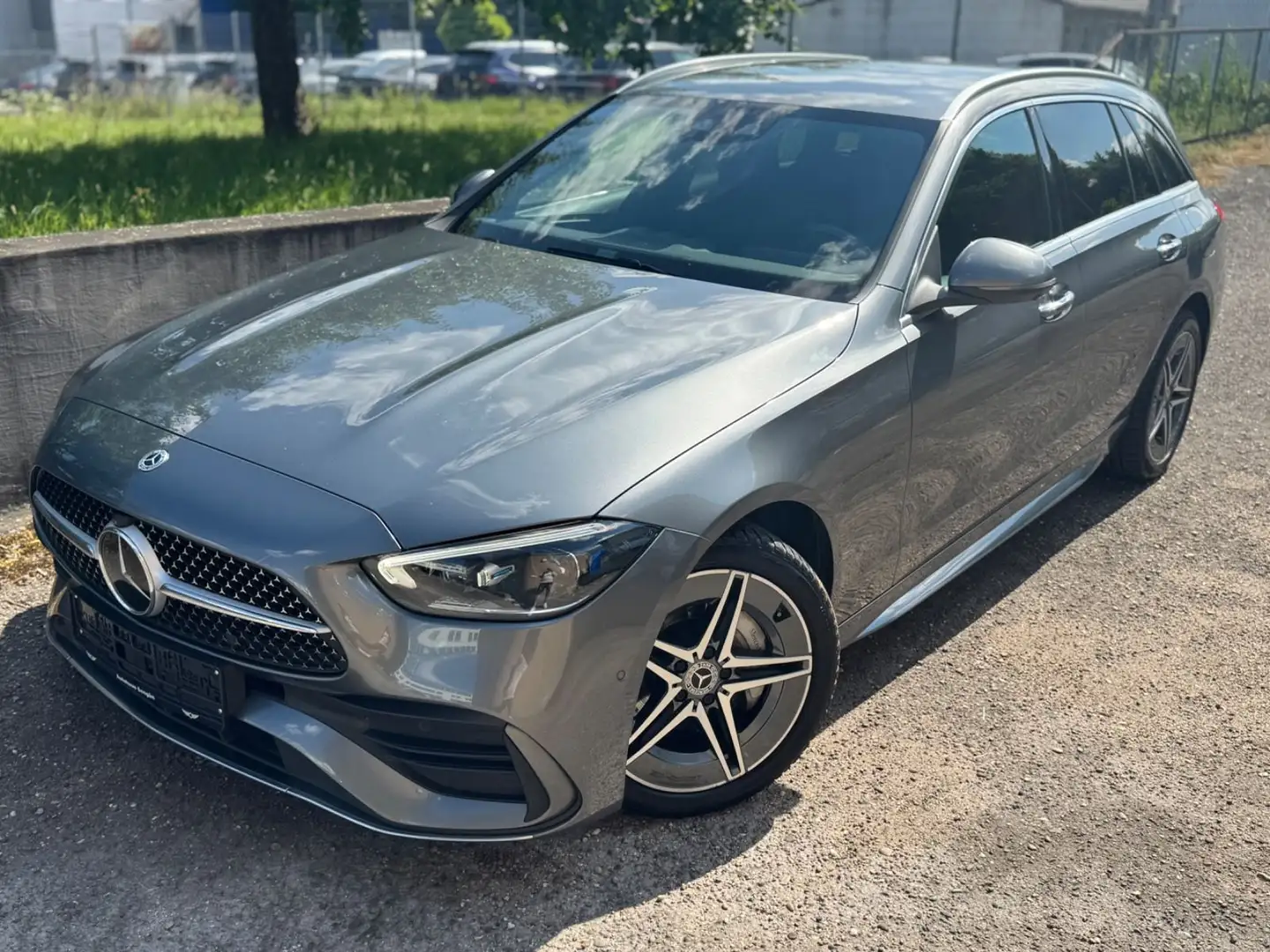 Mercedes-Benz C 300 T e AMG DISTRO+ 3D-BRUM 360° KAM KEYLESS Gris - 1