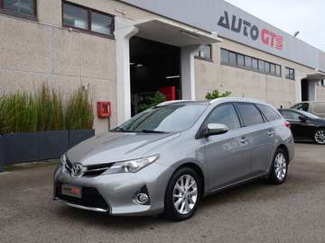 Auris Touring Sport Touring Sport 1.4 d-4d Active