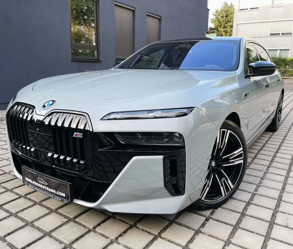 BMW 760