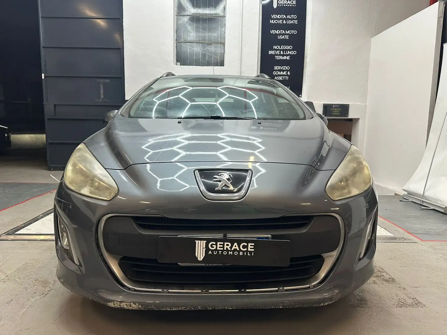 Peugeot 308 308 I 2007 SW SW 1.6 hdi 8v Business Gris - 1