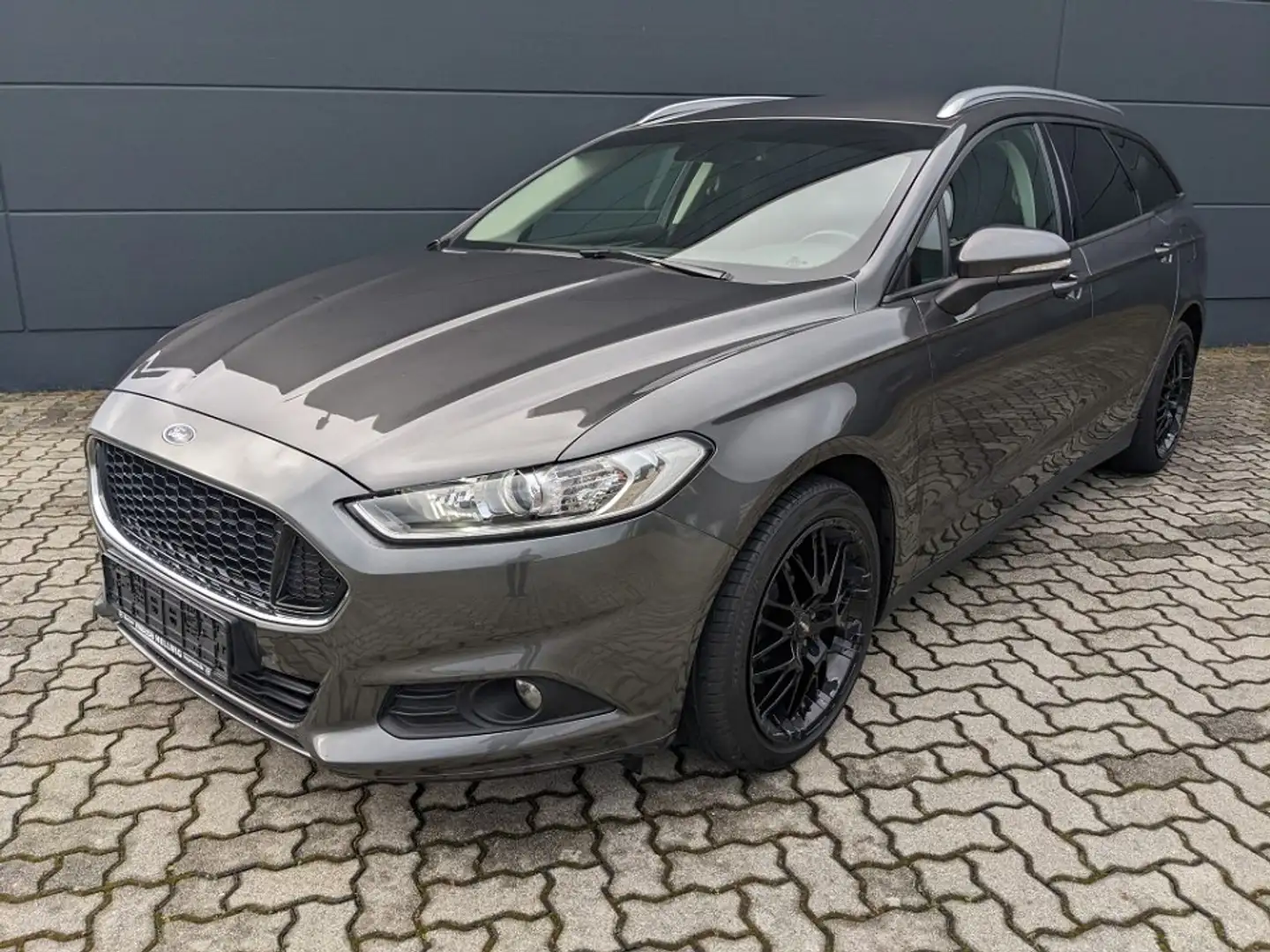 Ford Mondeo Turnier 1.5l Trend PDC Navi Sitzheizung Grigio - 1