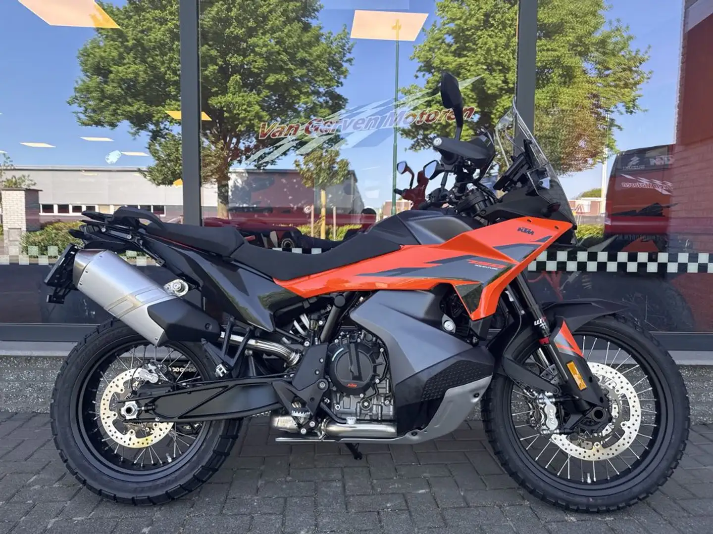 KTM 790 Adventure - 1