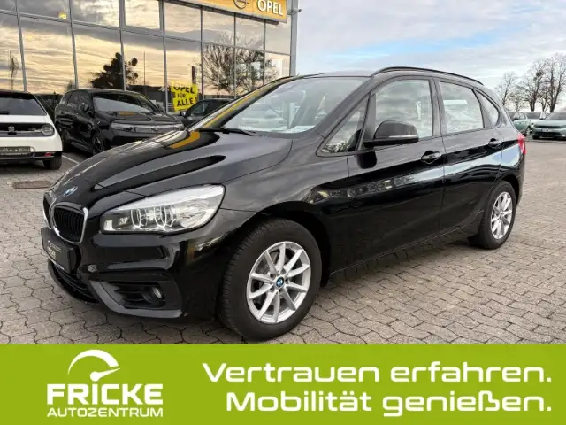 BMW 218 Active Tourer i Advantage Tourer+Navi+SitzHZG+LED