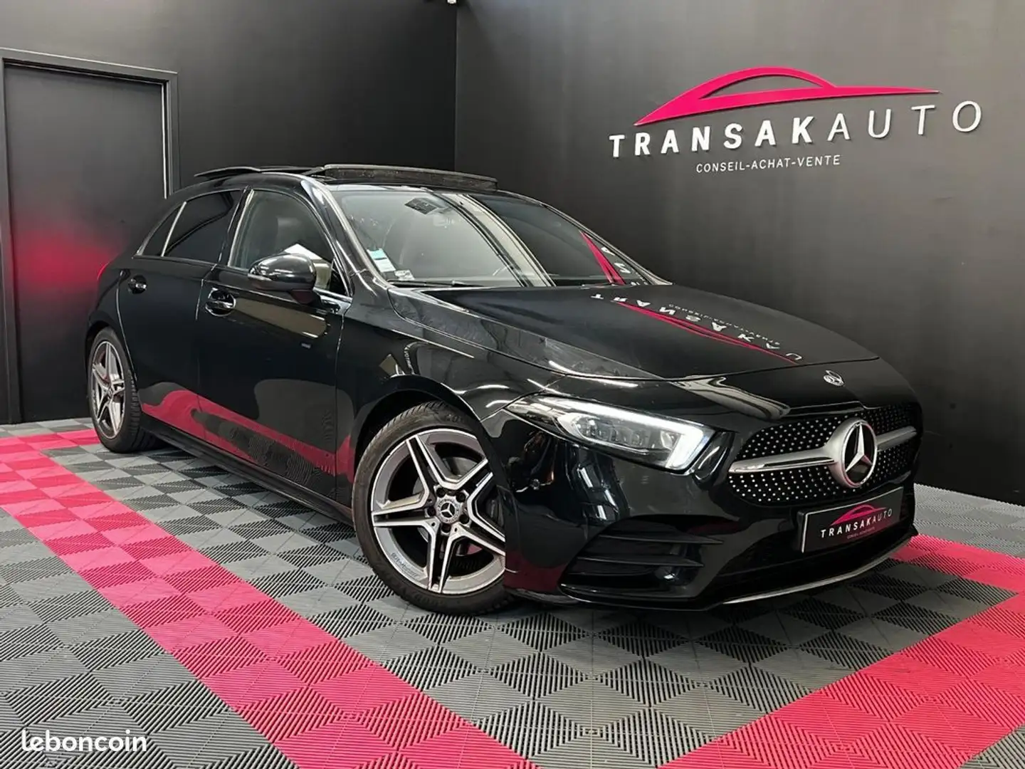 Mercedes-Benz A 200 MERCEDES 200 d 8G-DCT AMG Line TOIT OUVRANT PACK P Noir - 1