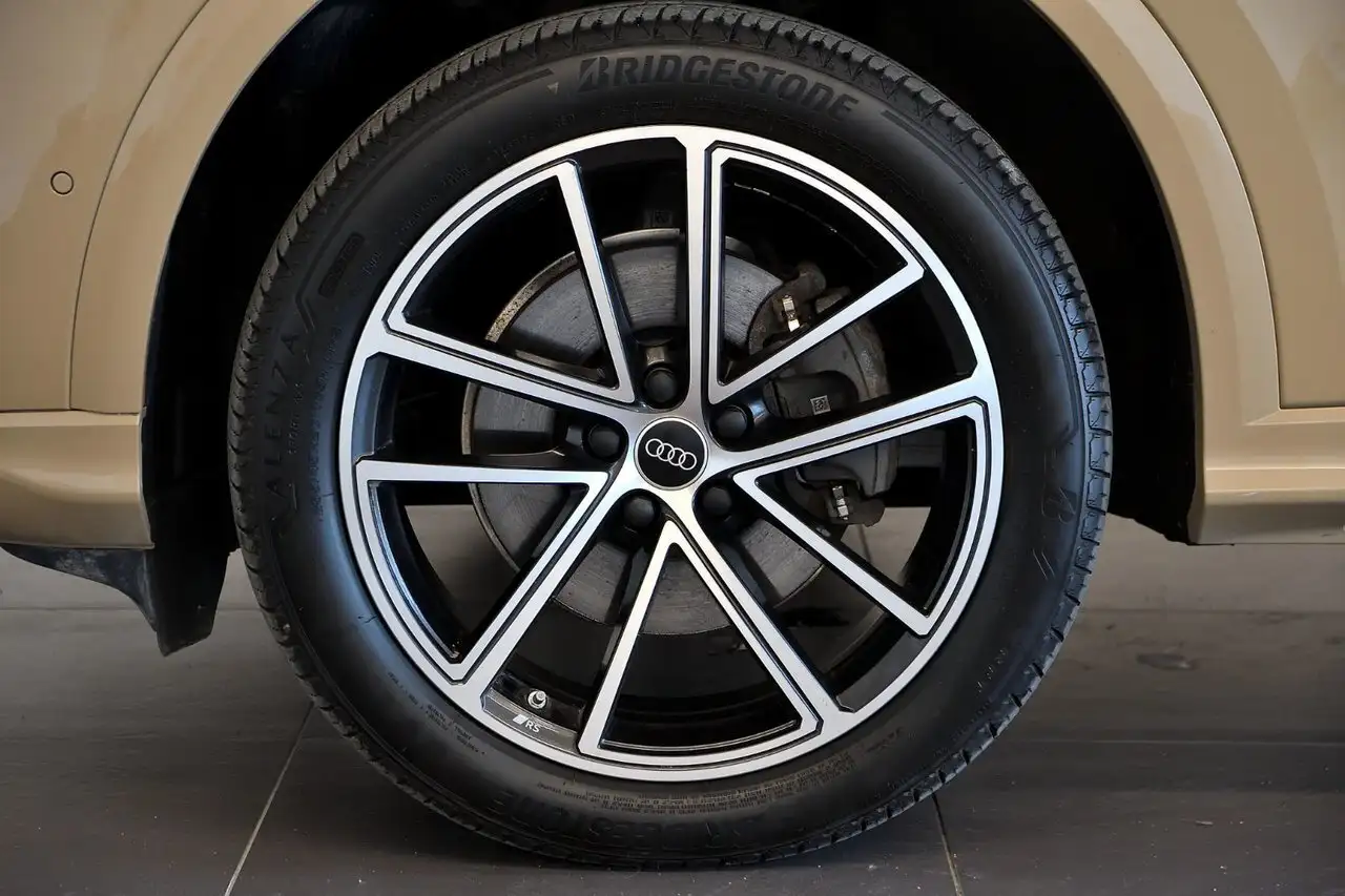 Audi Q5 снимка Audi Q5