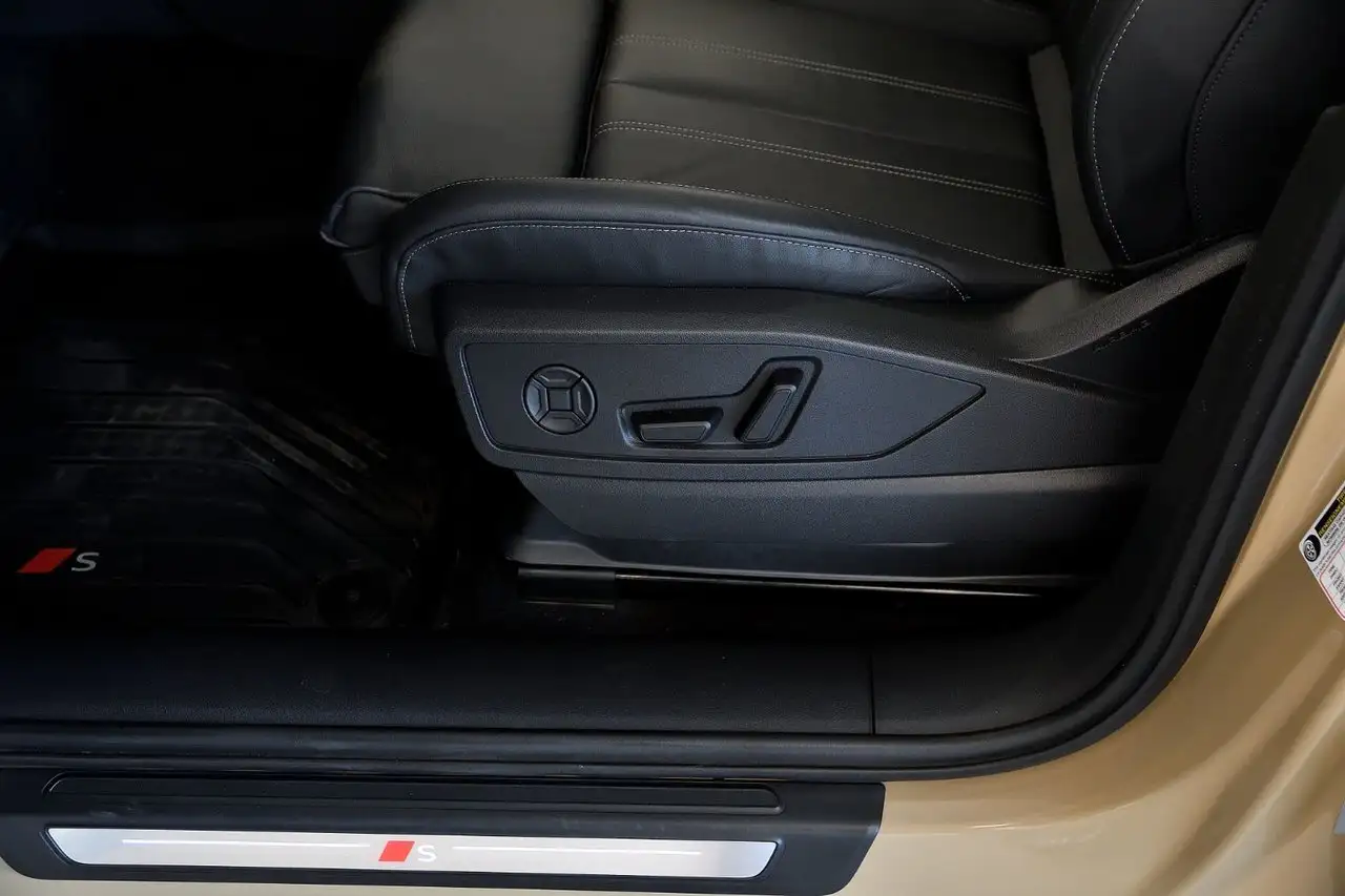 Audi Q5 снимка Audi Q5