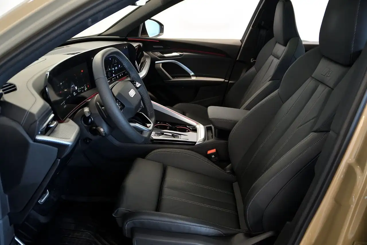 Audi Q5 снимка Audi Q5