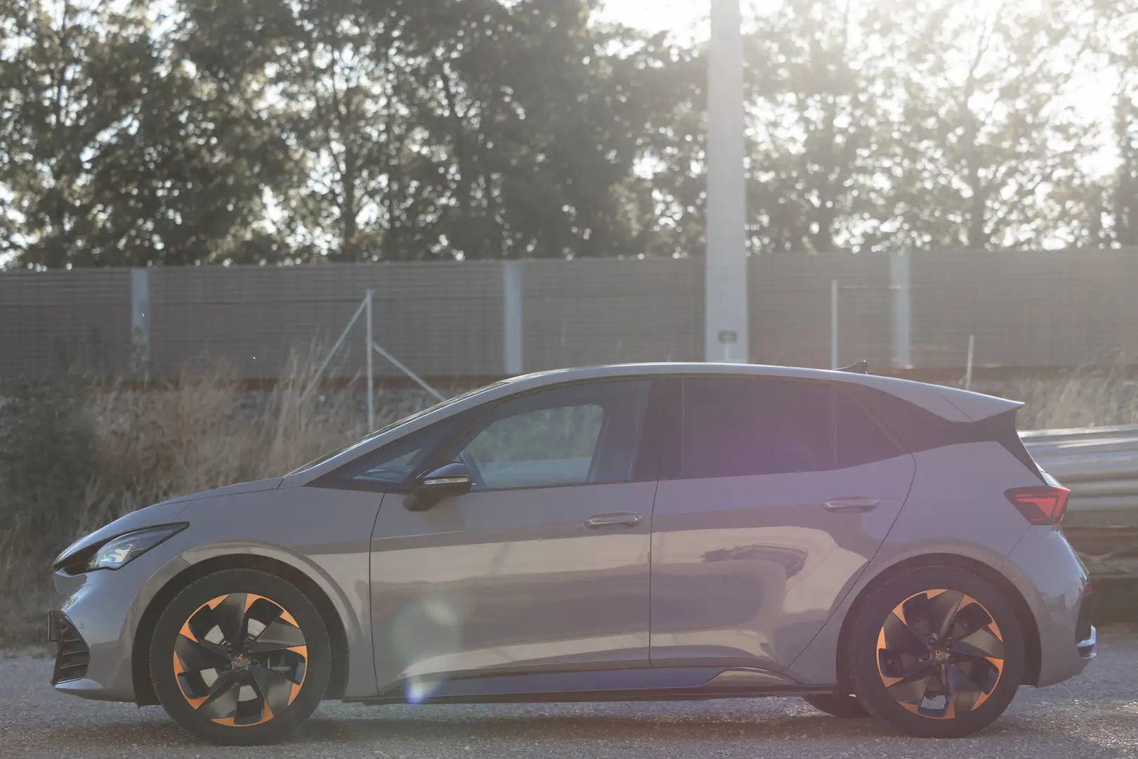 CUPRA Born Born 58kWh Grau - 2