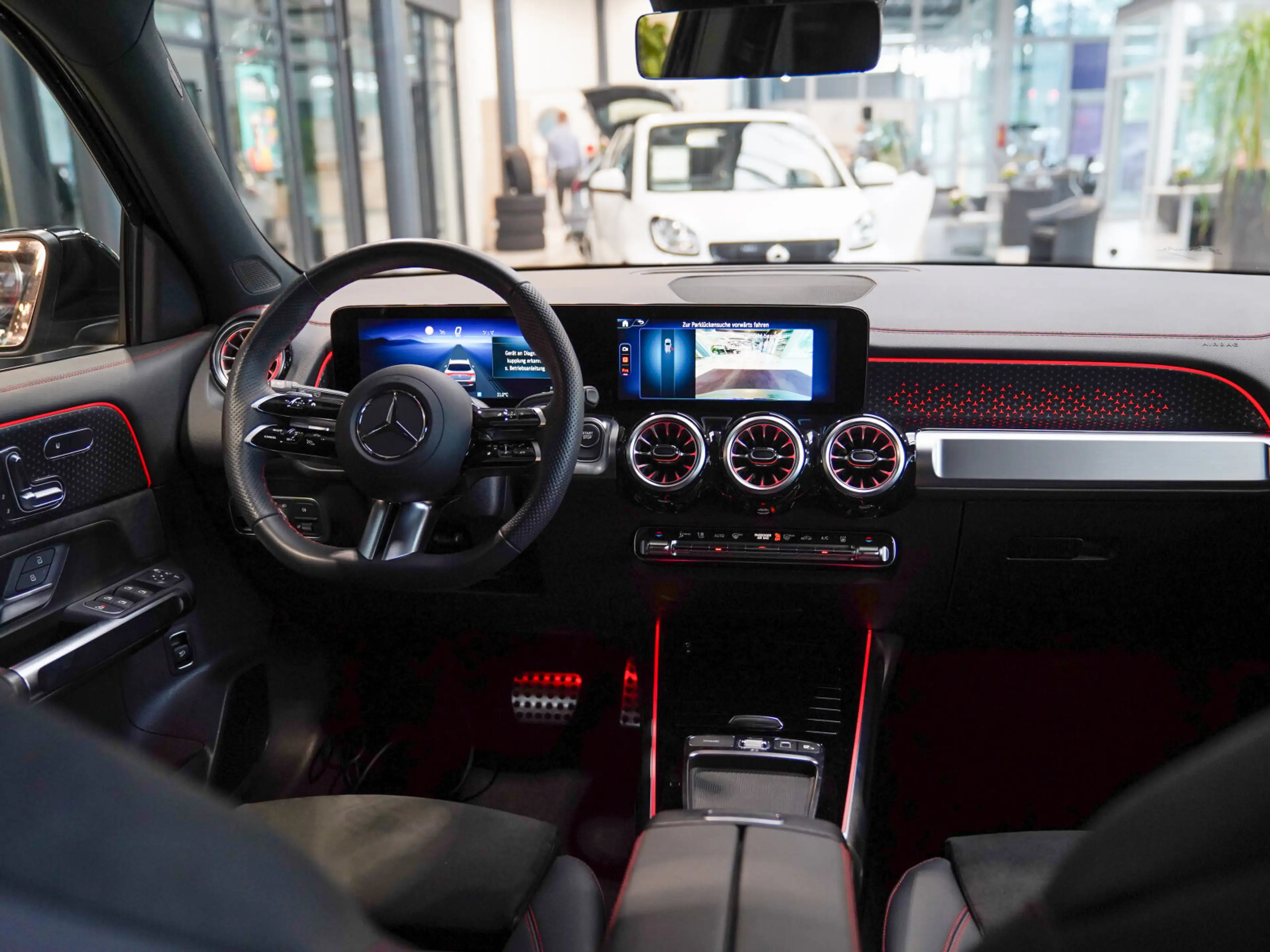 Mercedes-Benz EQB 250 + AMG Line Memory CarPlay KEYLESS CarPlay — photo 14