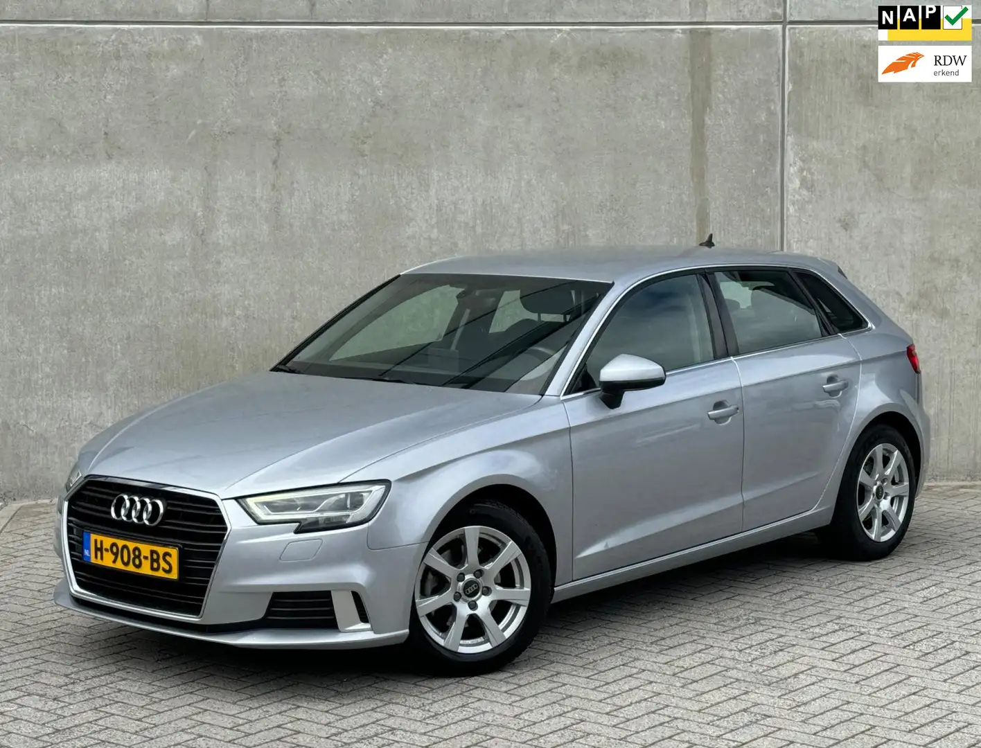 Audi A3 Sportback 30 TFSI 116pk 2020 Grijs LED|NAP|2E EIG. Gris - 1