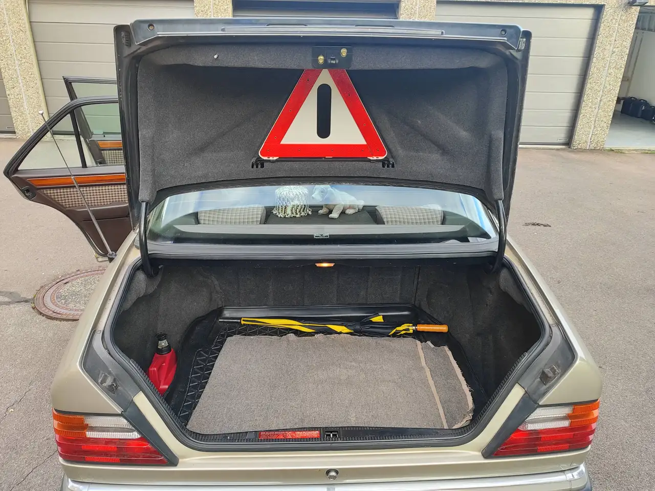 Mercedes-Benz 200 E Klasse, foto 7