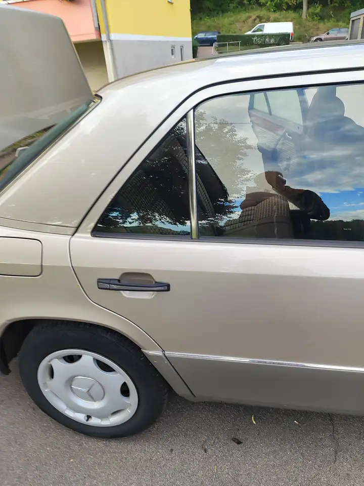 Mercedes-Benz 200 E Klasse, foto 5