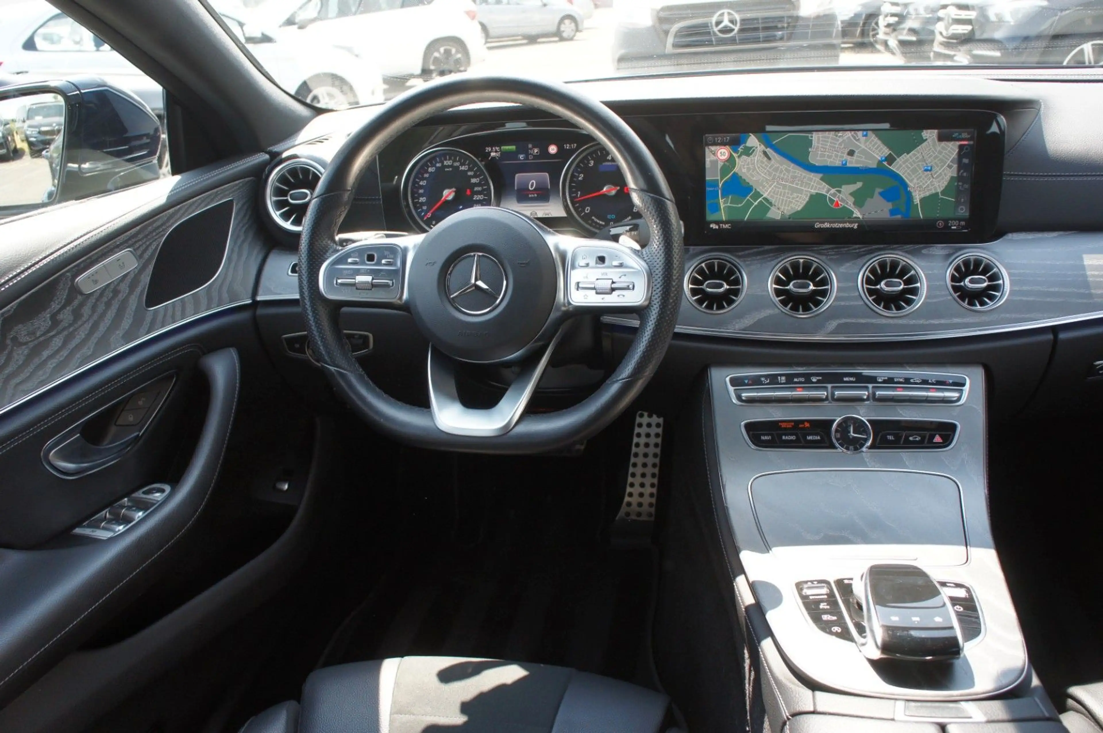 Mercedes-Benz CLS 450 4Matic AMG Line*ACC*360°*M.BEAM*367PS* — photo 15