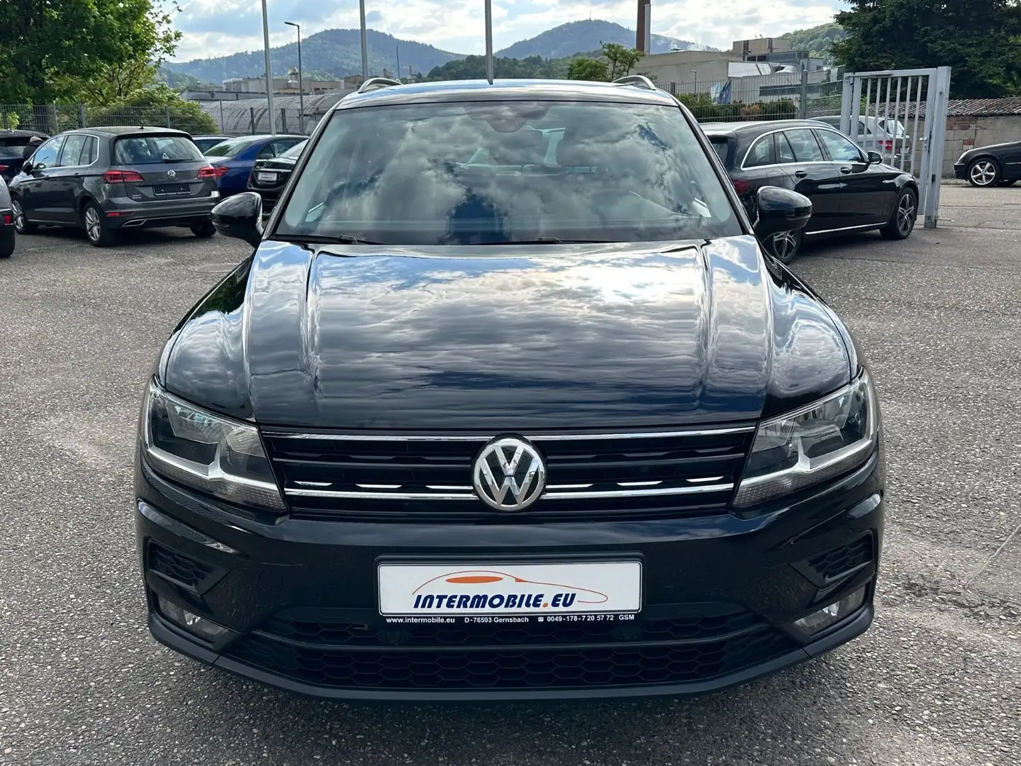 Volkswagen Tiguan 1.5 TSI Comfortline Navi AC Alu AHK Euro6 Noir - 2