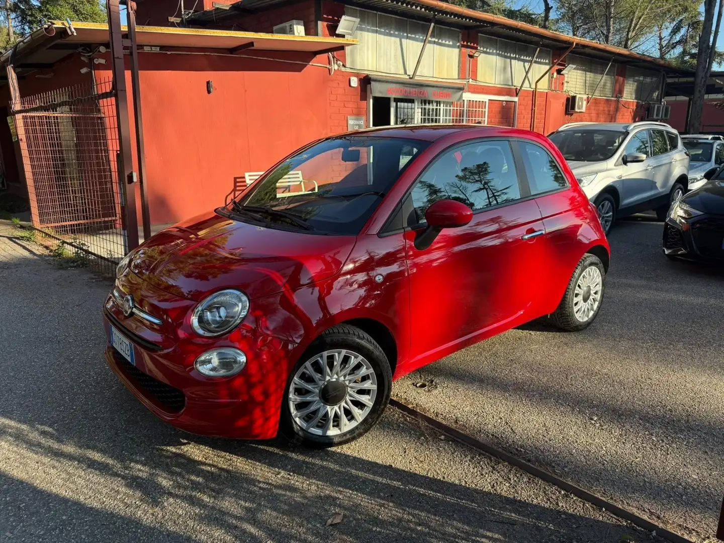 Fiat 500 500 1.0 Hybrid Dolcevita Rood - 2