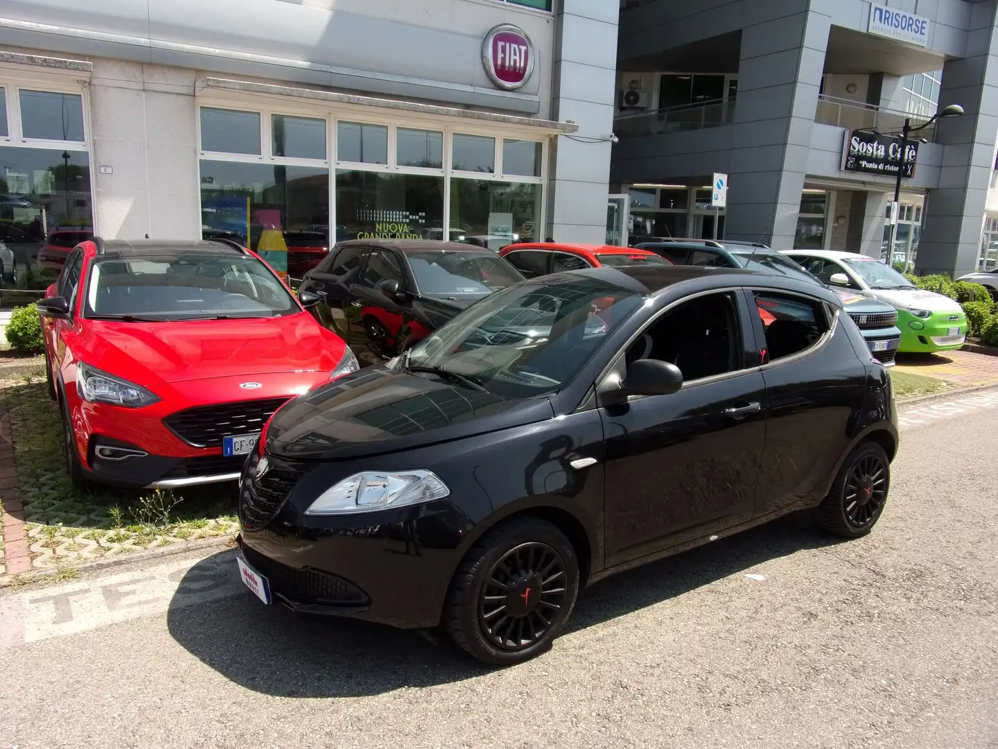 Lancia Ypsilon 1.2 69 CV 5 porte Gold Noir - 2