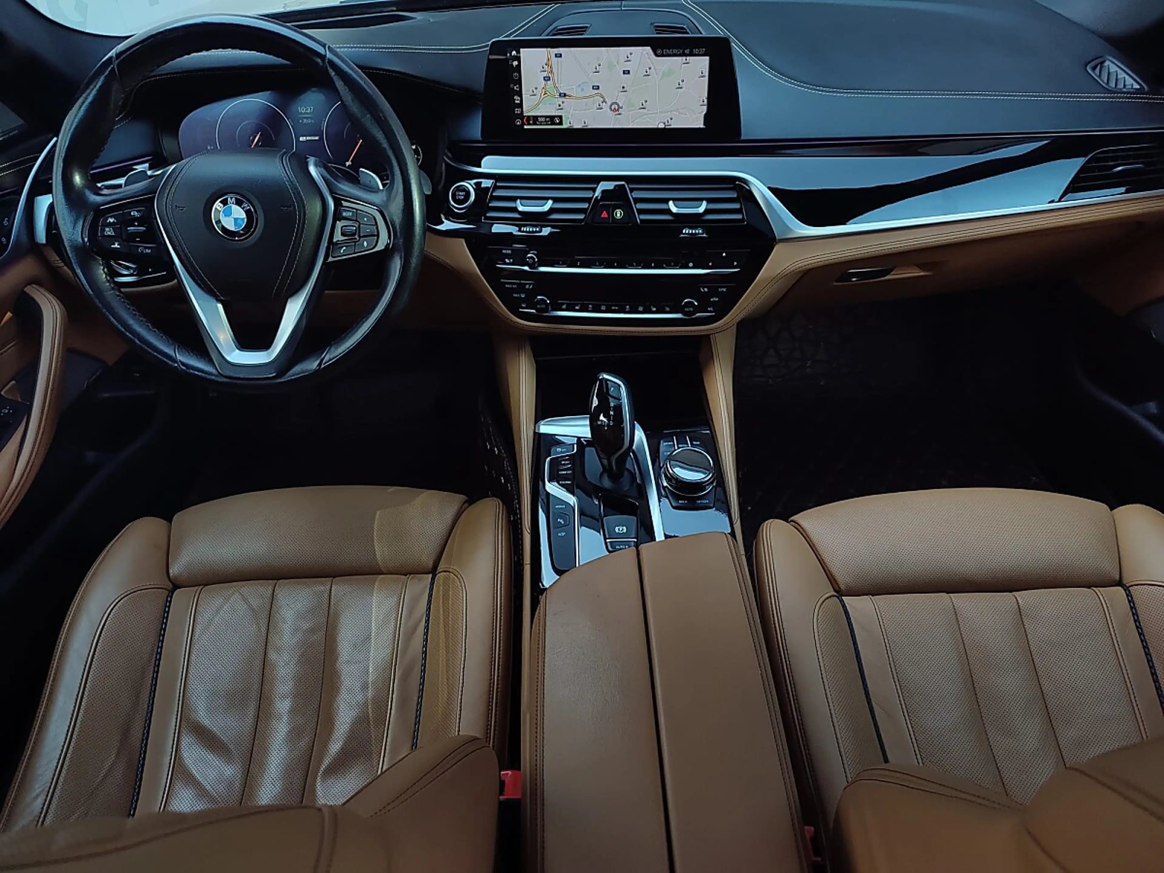 BMW 530 e PHEV iPerformance — photo 9