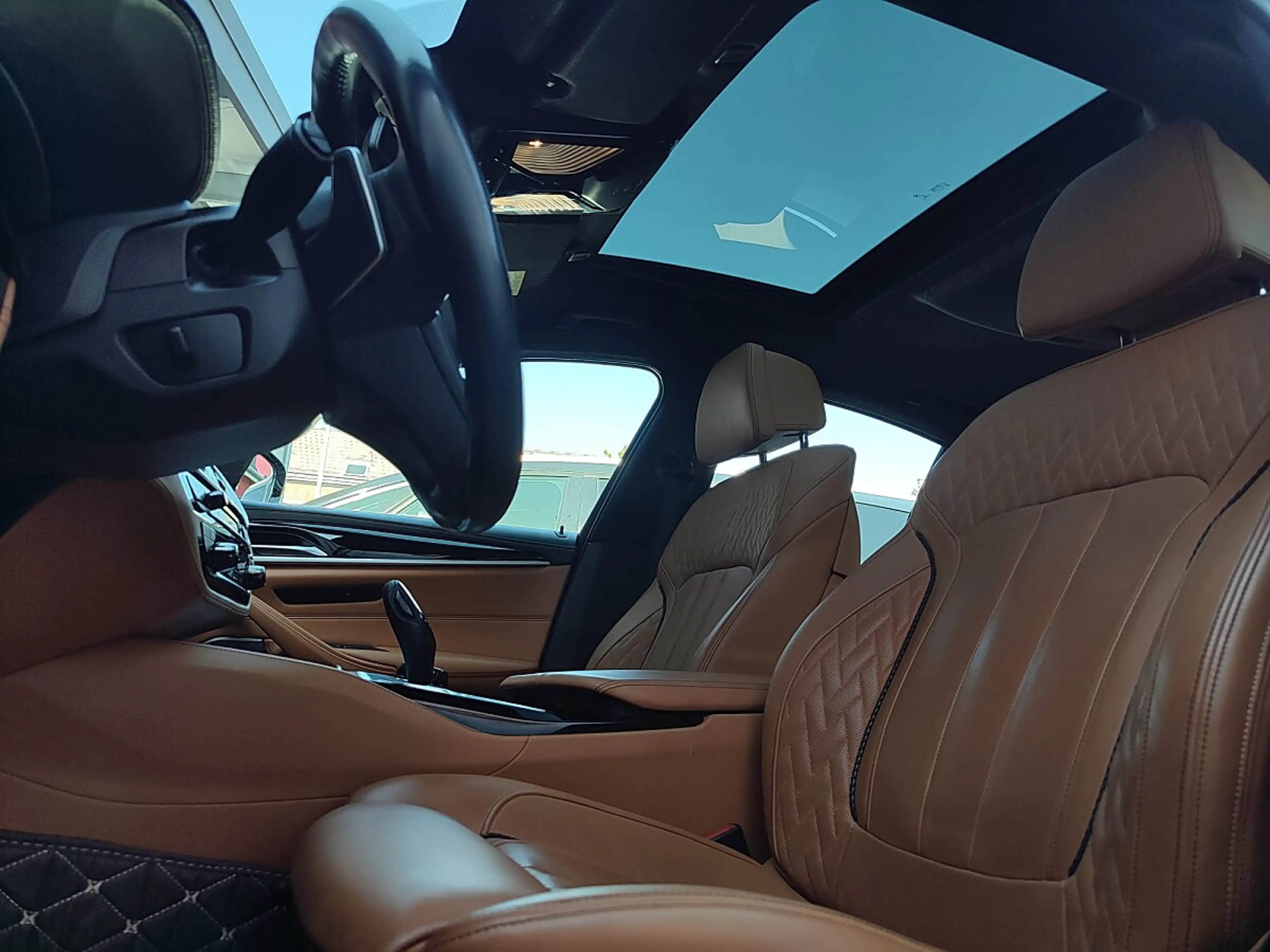 BMW 530 e PHEV iPerformance — photo 12