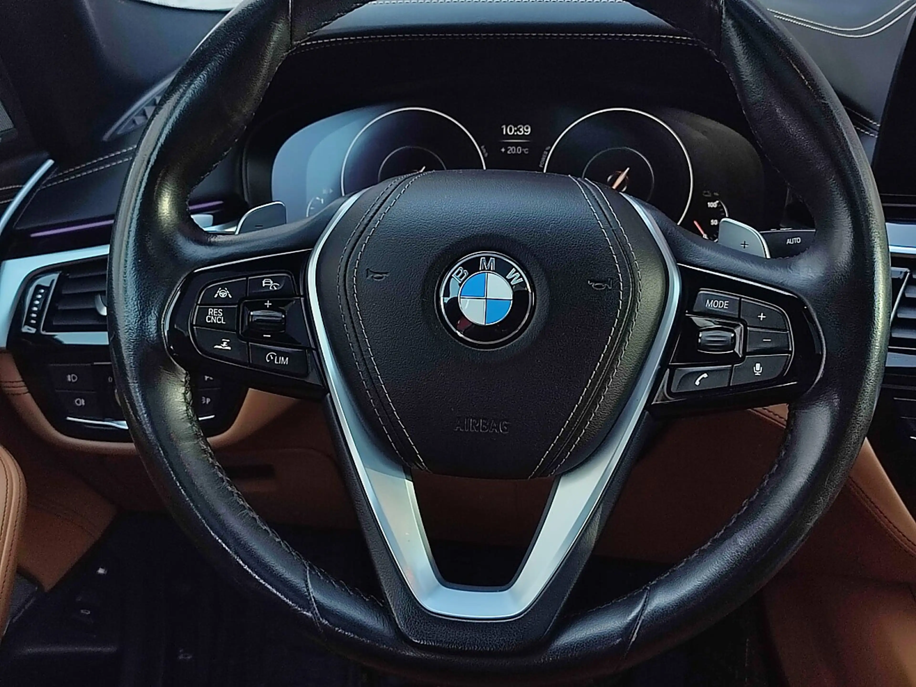 BMW 530 e PHEV iPerformance — photo 8