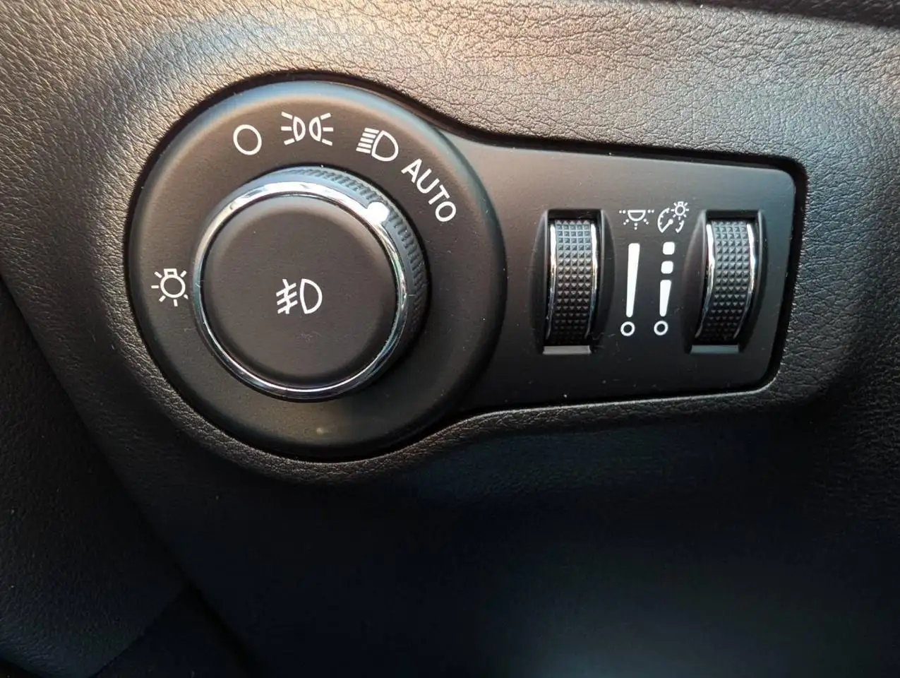 Jeep Compass photo Jeep Compass