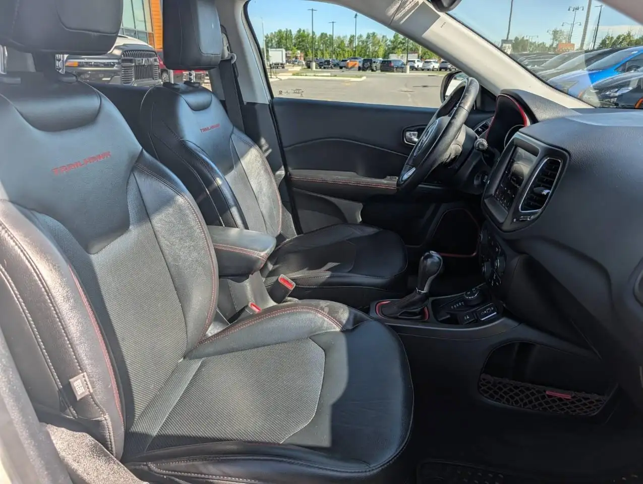 Jeep Compass photo Jeep Compass