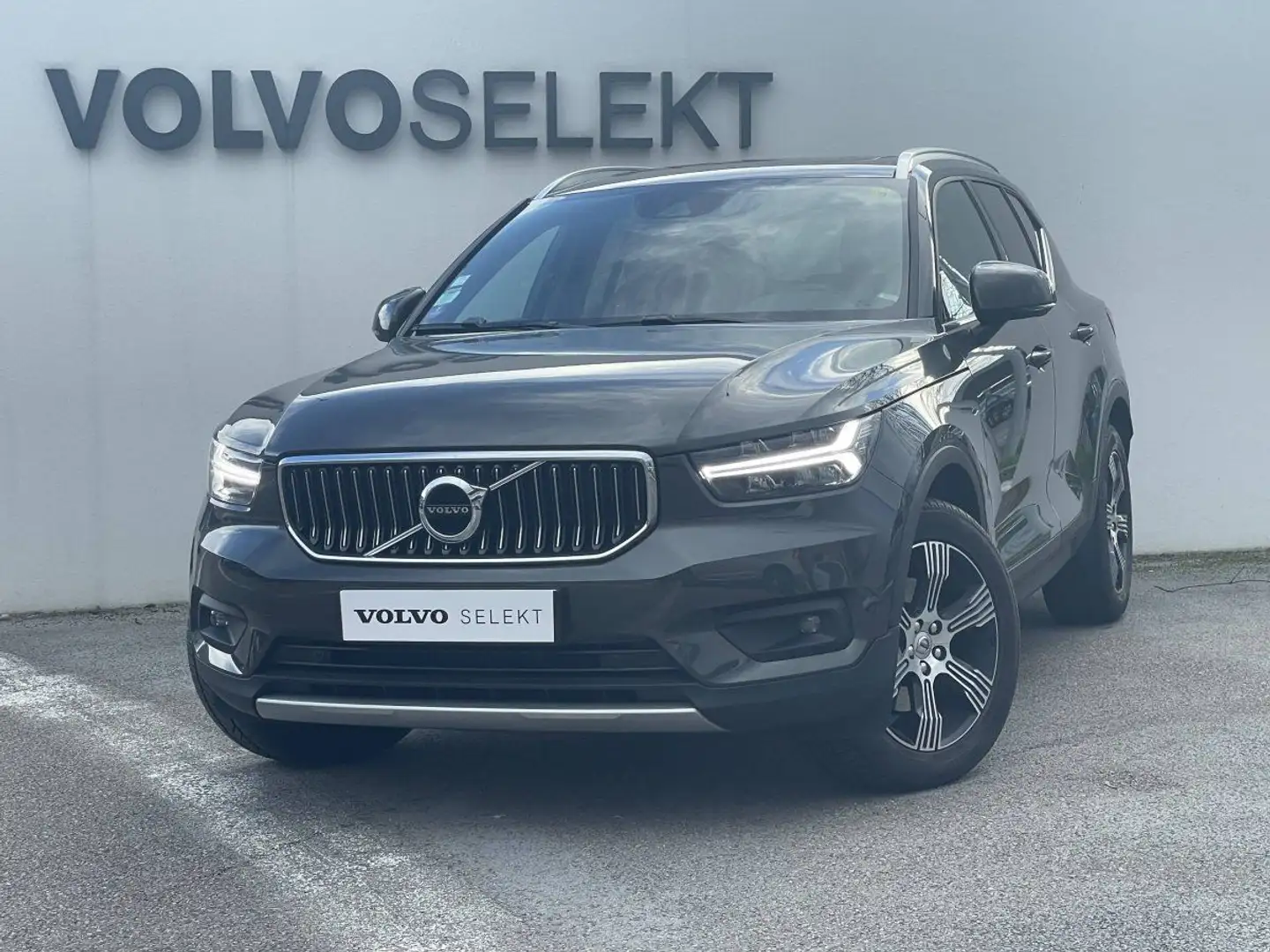Volvo XC40 T4 AWD 190 ch Geartronic 8 Inscription Luxe Grey - 1